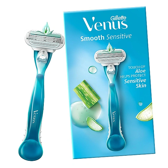 Gillette Venus Smooth Hair Removal Razor for Women with Aloe Vera, 1 Pc